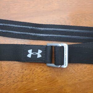 Under armor belt, black, durable nylon with rubberized grip surface size medium